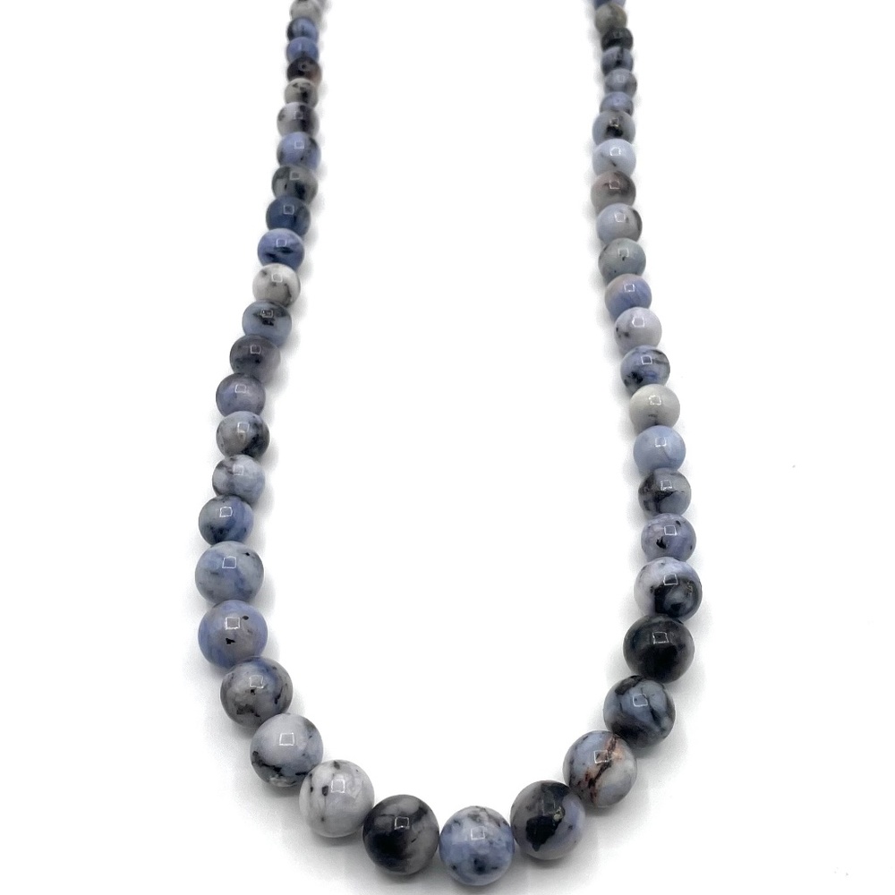 Graduated Blue Quartz Beaded Necklace NWOT 22”